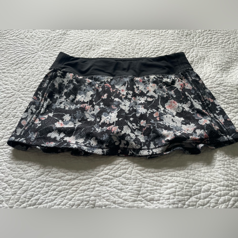 Lululemon Pace Rival Skirt Skort Black Spring Bloom Floral Size 8
